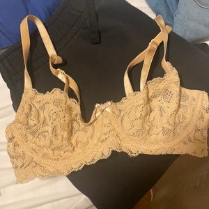 Lingerie bra